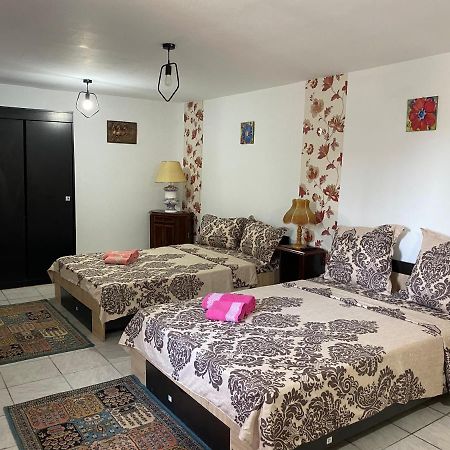 Camere De Inchiriat Maria Corbu Εξωτερικό φωτογραφία
